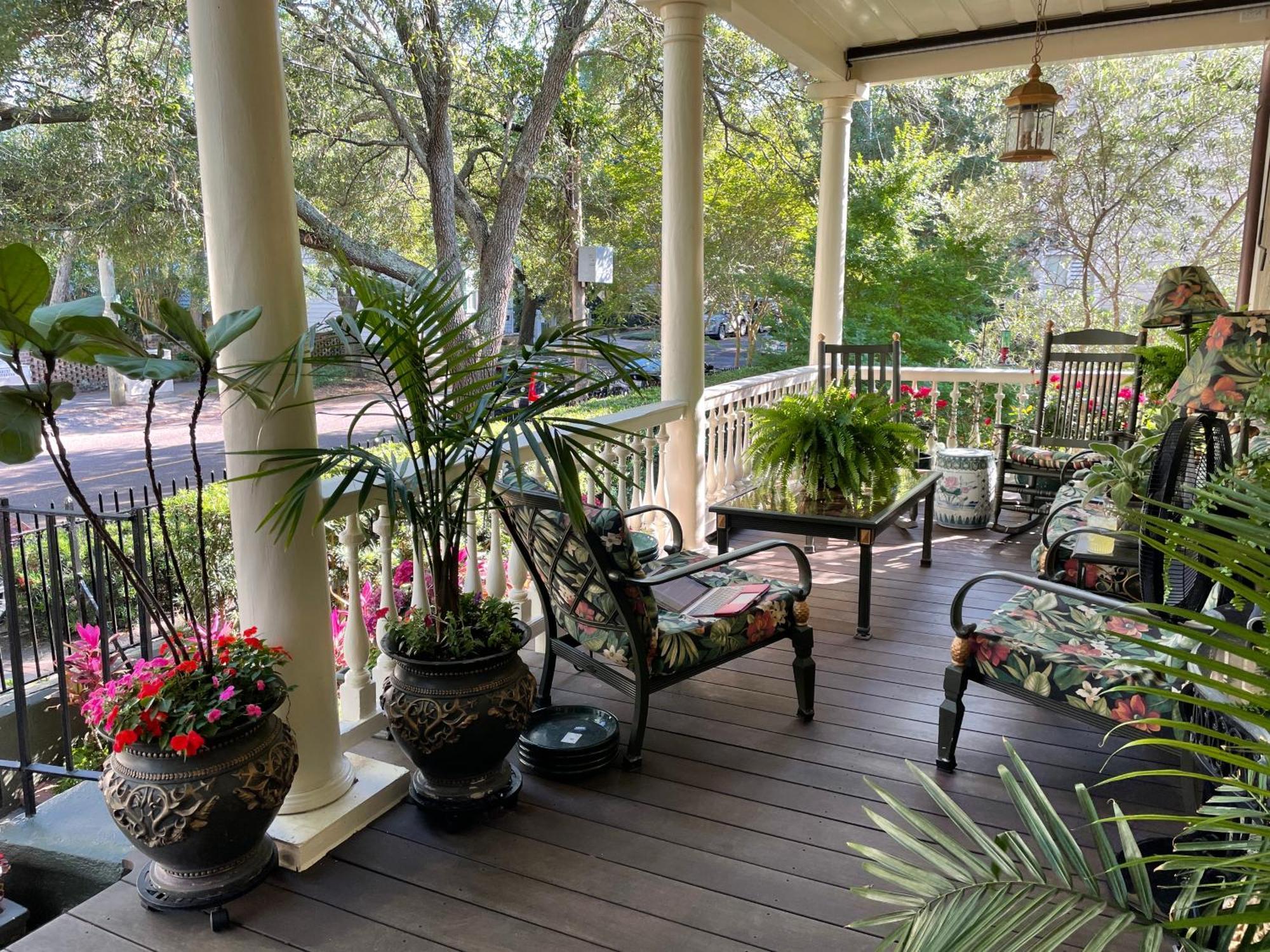 Bed and Breakfast 22 Charlotte Чарльстон Экстерьер фото